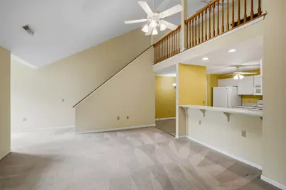 W398 N6054  Autumn Woods Dr, Lac La Belle, WI 53066 - Photo 5