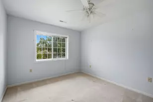 W398N6054 Autumn Woods Dr, Lac La Belle, WI 53066 - Photo 17