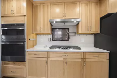 6642  Radburn Ln, Greendale, WI 53129 - Photo 11