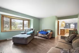 6642 Radburn Ln, Greendale, WI 53129 - Photo 15