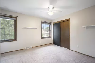 6642  Radburn Ln, Greendale, WI 53129 - Photo 21