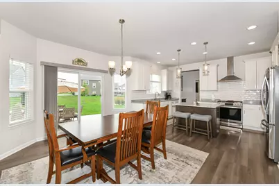 N50W19665  Tamarind Way, Menomonee Falls, WI 53051 - Photo 9