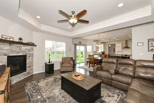 N50W19665 Tamarind Wy, Menomonee Falls, WI 53051 - Photo 7