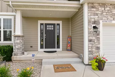 N50W19665  Tamarind Way, Menomonee Falls, WI 53051 - Photo 3