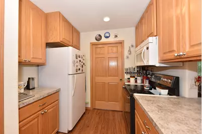434  Novak St, Hartford, WI 53027 - Photo 9