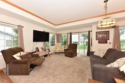 434  Novak St, Hartford, WI 53027 - Photo 7