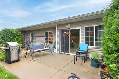 434  Novak St, Hartford, WI 53027 - Photo 25