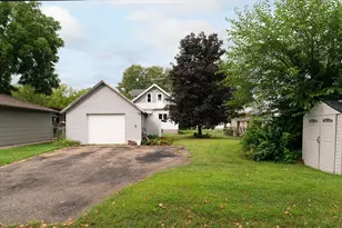 411 1st Ave, Holmen, WI 54636 - Photo 25
