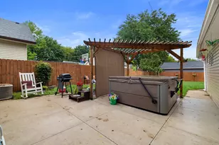 929 Monroe Ave, Racine, WI 53405 - Photo 31
