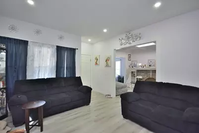 2608 N 37th St, Milwaukee, WI 53210 - Photo 5