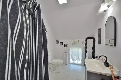 2608 N 37th St, Milwaukee, WI 53210 - Photo 15