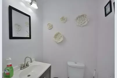 2608 N 37th St, Milwaukee, WI 53210 - Photo 7