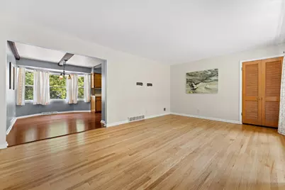 1730 N 118th St, Wauwatosa, WI 53226 - Photo 9