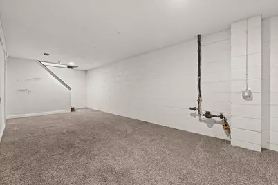 1730 N 118th St, Wauwatosa, WI 53226 - Photo 33