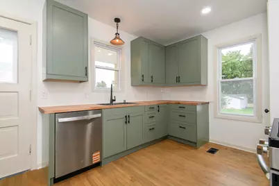 1108 N 2nd St, Watertown, WI 53098 - Photo 9
