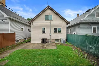 1960 S 68th St, West Allis, WI 53219 - Photo 21