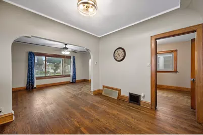 1960 S 68th St, West Allis, WI 53219 - Photo 7