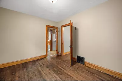 1960 S 68th St, West Allis, WI 53219 - Photo 15