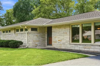 W237N6597  Orchard Dr, Sussex, WI 53089 - Photo 5