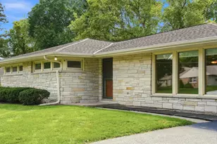 W237N6597 Orchard Dr, Sussex, WI 53089 - Photo 5