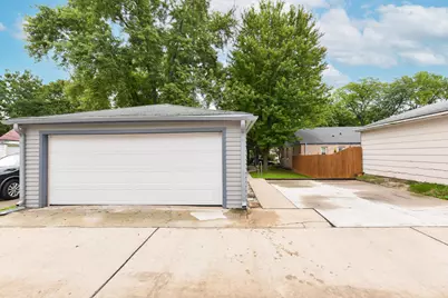 2763 S 49th St, Milwaukee, WI 53219 - Photo 23