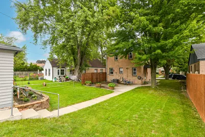2763 S 49th St, Milwaukee, WI 53219 - Photo 19