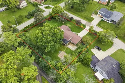 9210 N Pelham Pkwy, Bayside, WI 53217 - Photo 35