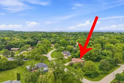 9210 N Pelham Pkwy, Bayside, WI 53217 - Photo 37