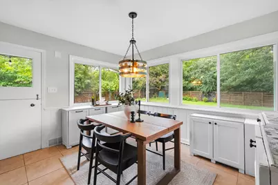 9210 N Pelham Pkwy, Bayside, WI 53217 - Photo 13