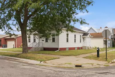 1227  9th St, La Crosse, WI 54601 - Photo 25