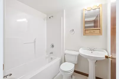 723  Roosevelt Ave, Oconomowoc, WI 53066 - Photo 25
