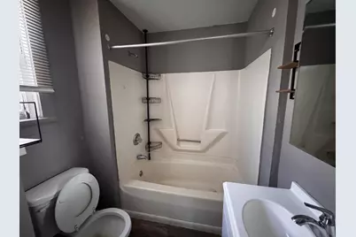2232 S Allis St, Milwaukee, WI 53207 - Photo 15