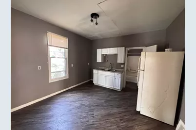 2232 S Allis St, Milwaukee, WI 53207 - Photo 9
