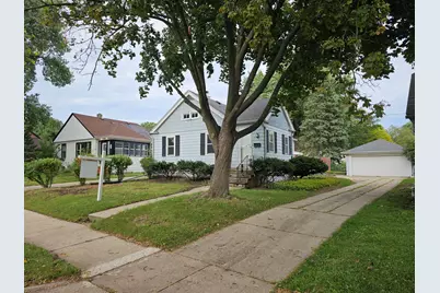 640 S 104th St, West Allis, WI 53214 - Photo 3