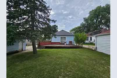 640 S 104th St, West Allis, WI 53214 - Photo 35