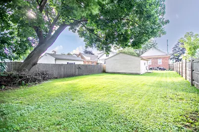 2426  73rd St, Kenosha, WI 53143 - Photo 3