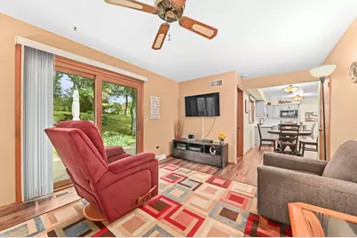 925  Canterbury Ln, Waukesha, WI 53188 - Photo 15