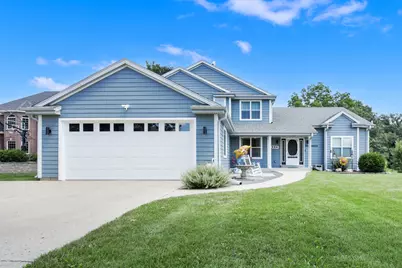 W204S8194  Pasadena Dr, Muskego, WI 53150 - Photo 1