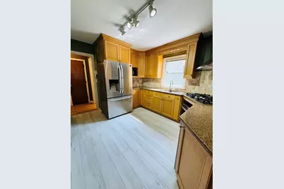 804  Cleveland Ave, Racine, WI 53405 - Photo 9