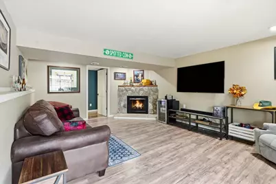 357 E Wisconsin Ave, Pewaukee, WI 53072 - Photo 9