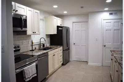 4405 S 84th St, Greenfield, WI 53228 - Photo 5
