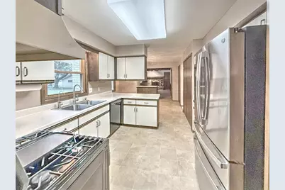 3170  Upper Woodland Dr, Richfield, WI 53017 - Photo 7