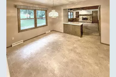 3170  Upper Woodland Dr, Richfield, WI 53017 - Photo 9