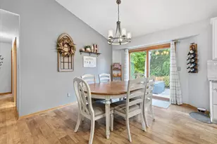 258 Bastogne Ct, Belgium, WI 53004 - Photo 7