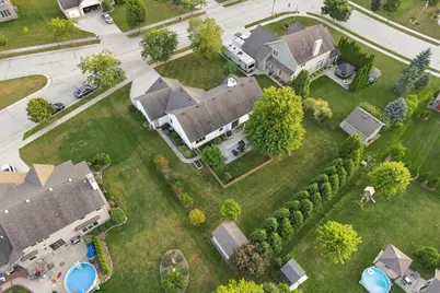 258  Bastogne Ct, Belgium, WI 53004 - Photo 31