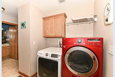 537  Fairview Cir #A, Racine, WI 53185 - Photo 19