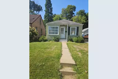 6719  Hillside Ln, Wauwatosa, WI 53213 - Photo 1
