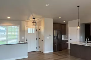 3126 Sandy Ridge Dr, Two Rivers, WI 54241 - Photo 9