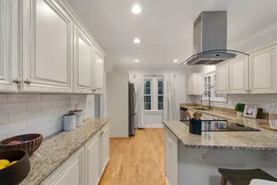 4821 W Elmdale Rd, Mequon, WI 53092 - Photo 3