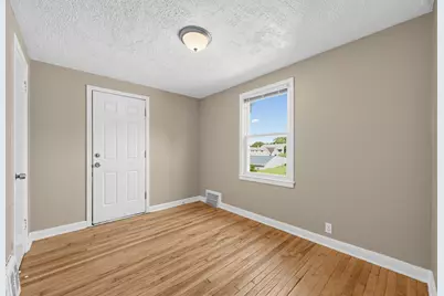 4643 N 40th St, Milwaukee, WI 53209 - Photo 15